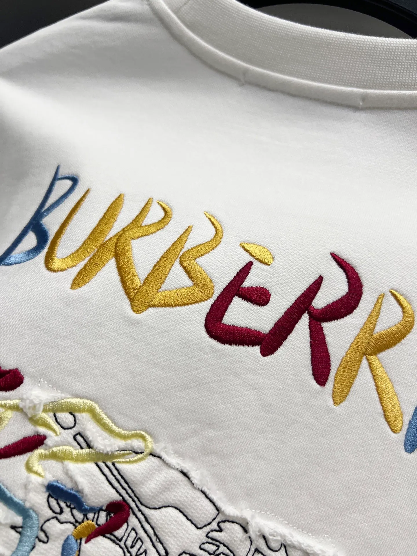 Burberry New Arrival 430 logo Classic Premium ！ Same Style S M L XL XXL Black White